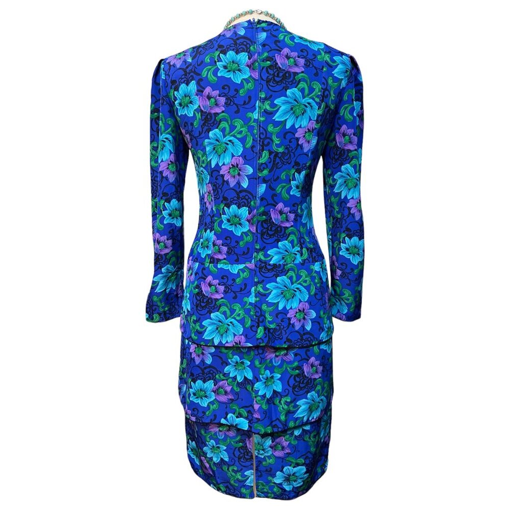 Colorful floral dress in blues and greens - Picture 4 of 5